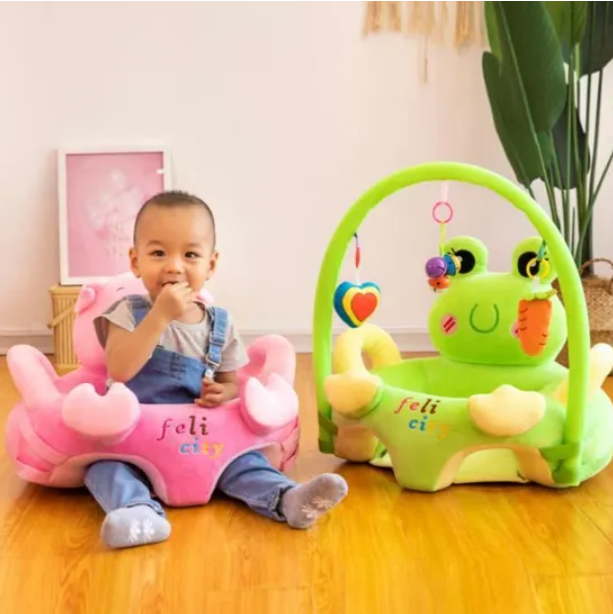 Assise bébé avec jouet intégré