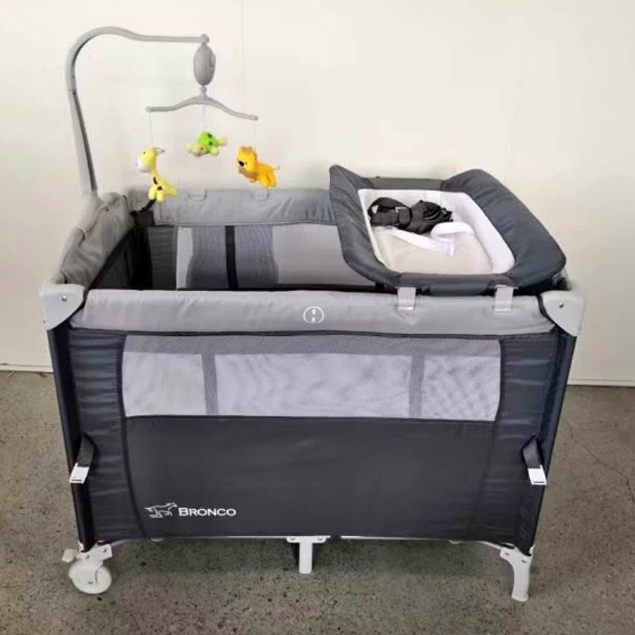 Lit pliable avec Table à Langer - BRONCO